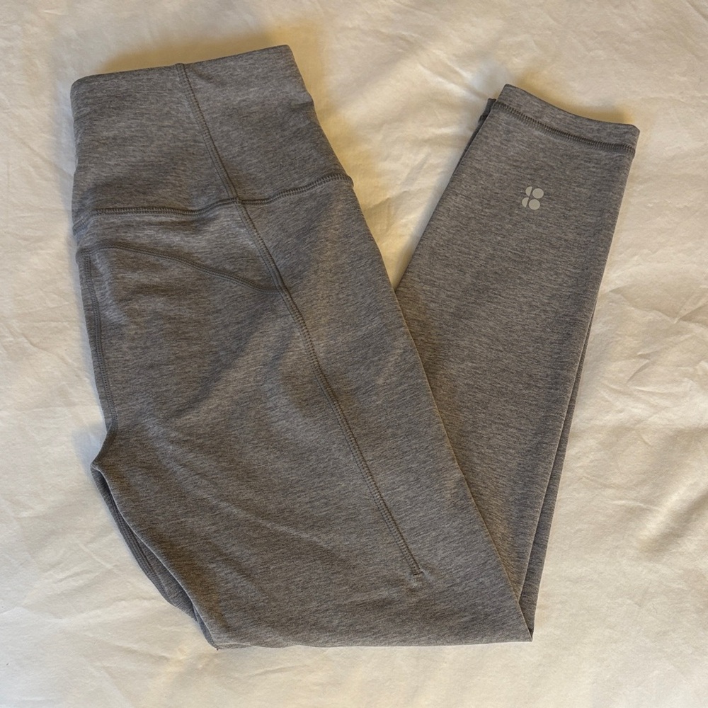 Sweaty Betty Soft Sculpt Gray 7/8 Leggings, size 6